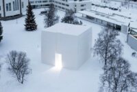 Polestar abre una tienda hecha completamente de nieve en el Círculo Polar Ártico