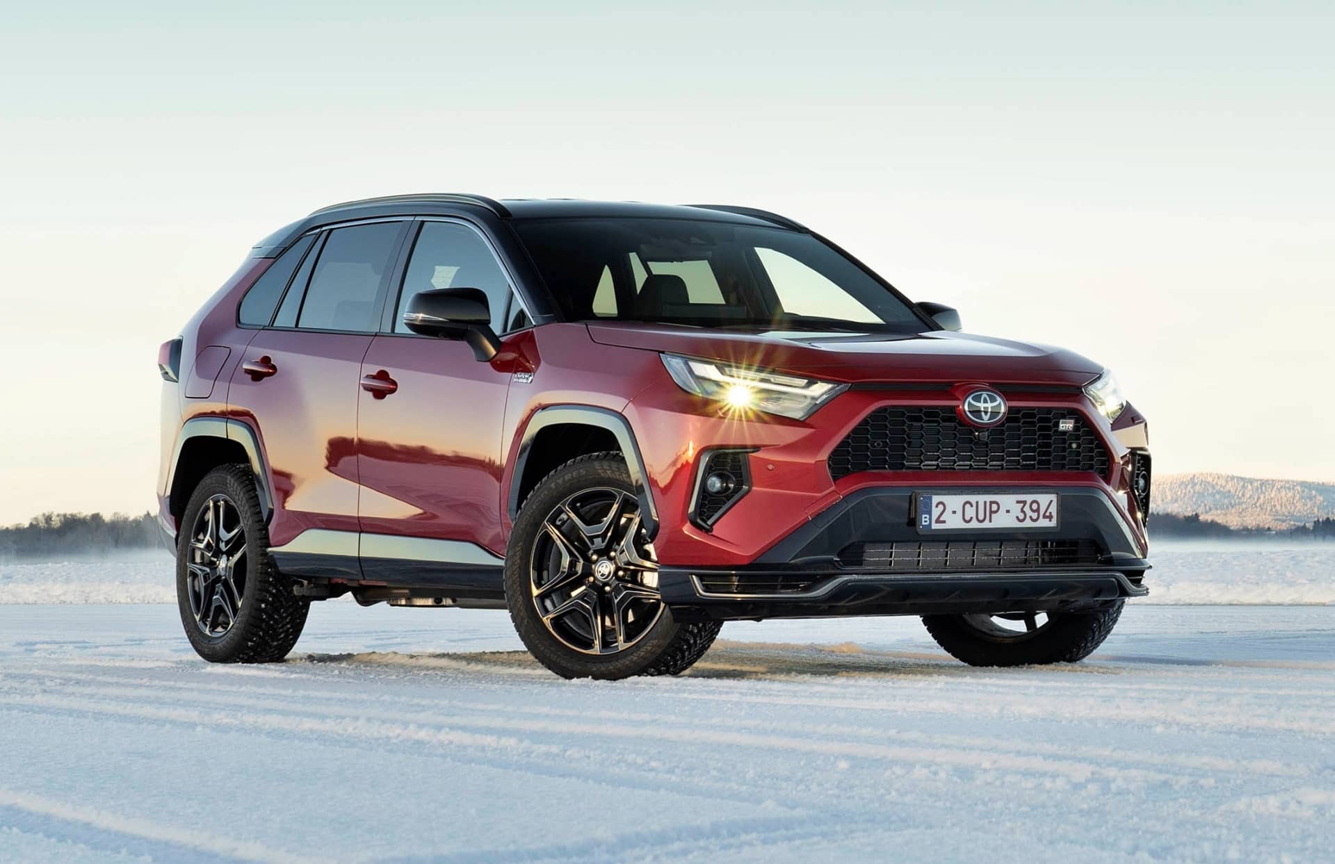  The Toyota RAV4 launches its most appetizing version and we already know how much it will cost in Spain