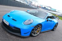 Vea al Porsche 911 GT3 con el kit de rendimiento de Manthey hacer una vuelta en Nürburgring de menos de siete minutos