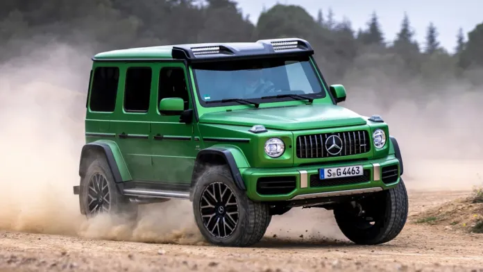 Mercedes-AMG-G-63-2023-696x392